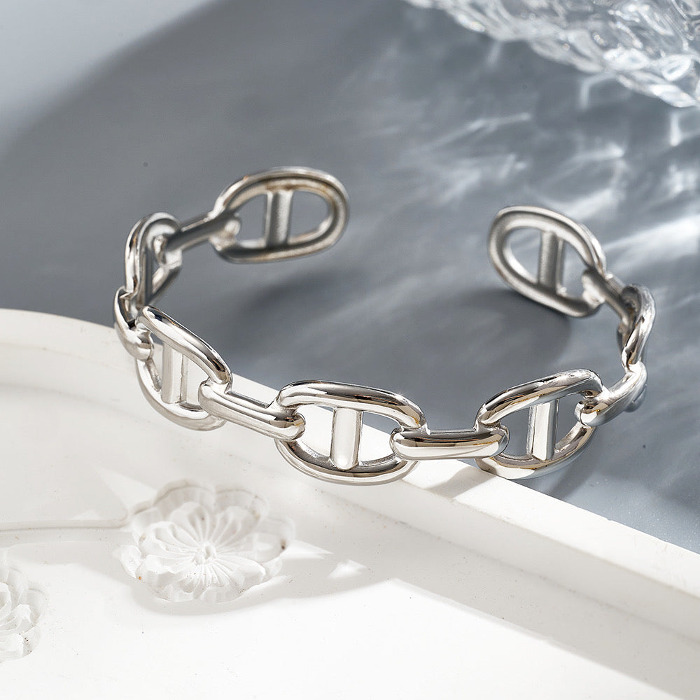 Minimalistic Bracelet Set
